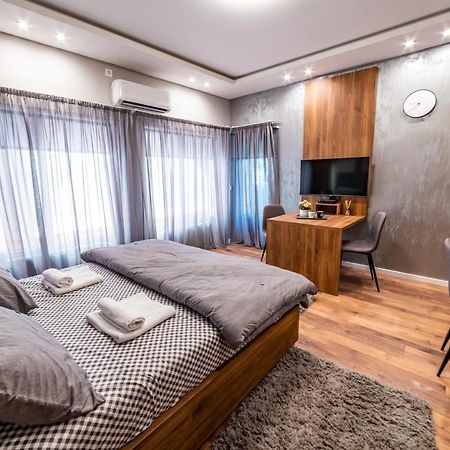 Ivi Place Apartments Novi Sad Esterno foto