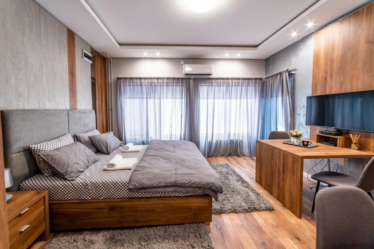Ivi Place Apartments Novi Sad Esterno foto